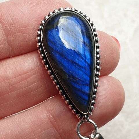Labradorite pendant 30x15 mm no A153 Labradorite pendant 30x15 mm no A153