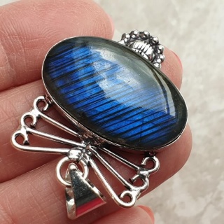Labradorite pendant 30x18 mm no A179