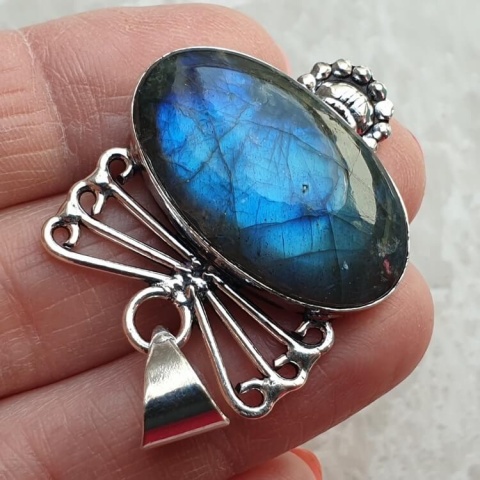Labradorite pendant 30x18 mm no A190 Labradorite pendant 30x18 mm no A190