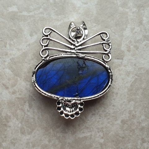 Labradorite pendant 30x18 mm no A86 Labradorite pendant 30x18 mm no A86