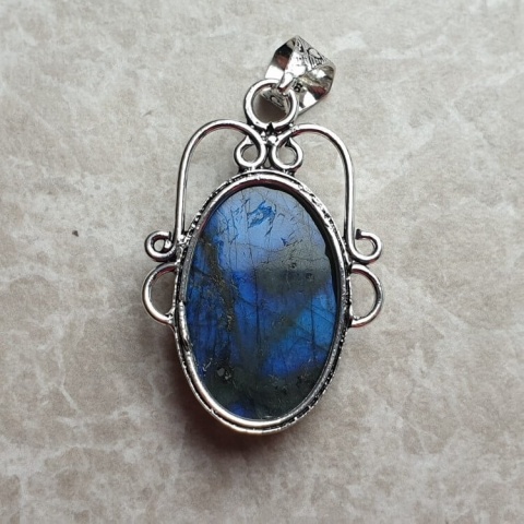 Labradorite pendant 30x20 mm no A116 Labradorite pendant 30x20 mm no A116