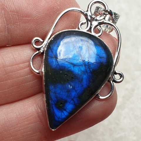 Labradorite pendant 30x20 mm no A207 Labradorite pendant 30x20 mm no A207