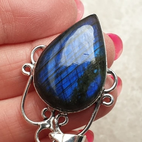Labradorite pendant 30x21 mm no A101 Labradorite pendant 30x21 mm no A101
