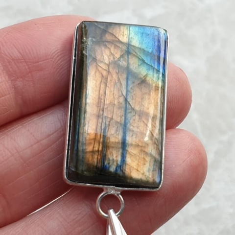 Labradorite pendant 31x18 mm no A297 Labradorite pendant 31x18 mm no A297