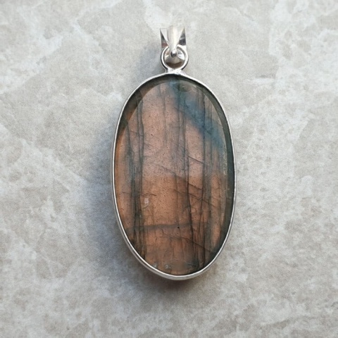 Labradorite pendant 31x20 mm no A263 Labradorite pendant 31x20 mm no A263