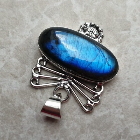 Labradorite pendant 32x16 mm no A216 Labradorite pendant 32x16 mm no A216