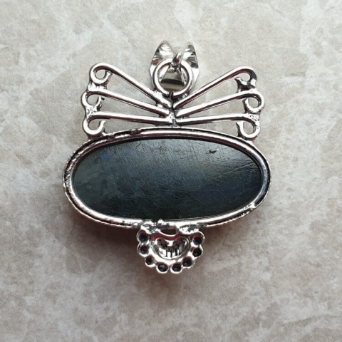 Labradorite pendant 32x16 mm no A216 Labradorite pendant 32x16 mm no A216