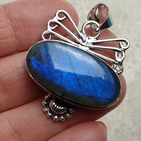 Labradorite pendant 32x17 mm no A184 Labradorite pendant 32x17 mm no A184