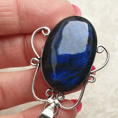 Labradorite pendant 32x21 mm no A80 Labradorite pendant 32x21 mm no A80