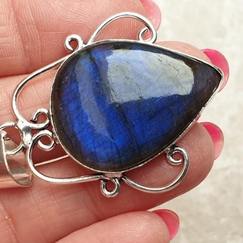 Labradorite pendant 32x24 mm no A91 Labradorite pendant 32x24 mm no A91