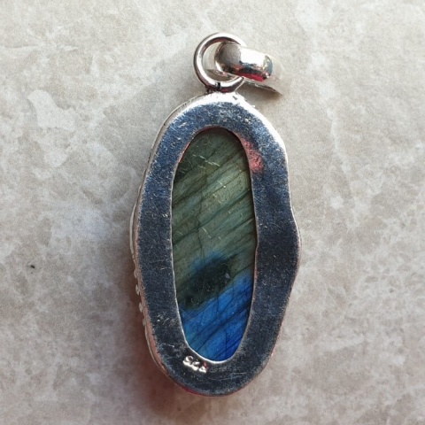 Labradorite pendant 33x16 mm no A243 Labradorite pendant 33x16 mm no A243