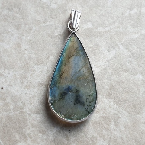 Labradorite pendant 33x18 mm no A354 Labradorite pendant 33x18 mm no A354