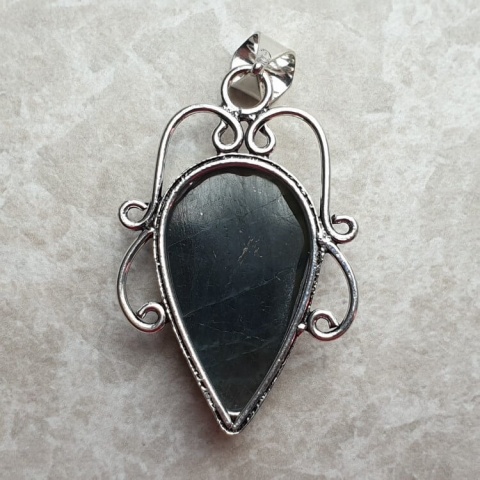 Labradorite pendant 33x20 mm no A198 Labradorite pendant 33x20 mm no A198