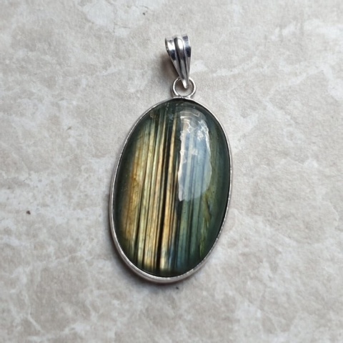 Labradorite pendant 33x21 mm no A336 Labradorite pendant 33x21 mm no A336