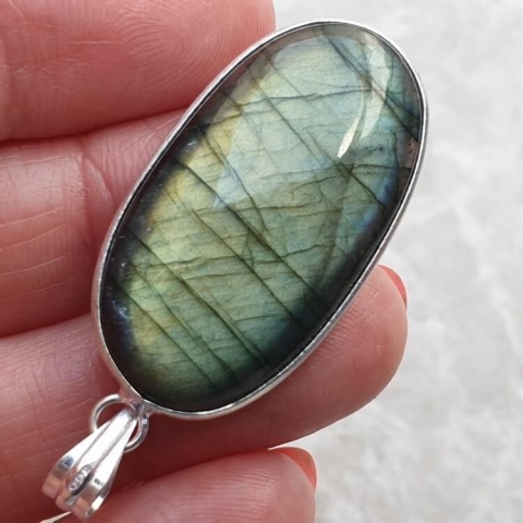 Labradorite pendant 34x19 mm no A280 Labradorite pendant 34x19 mm no A280