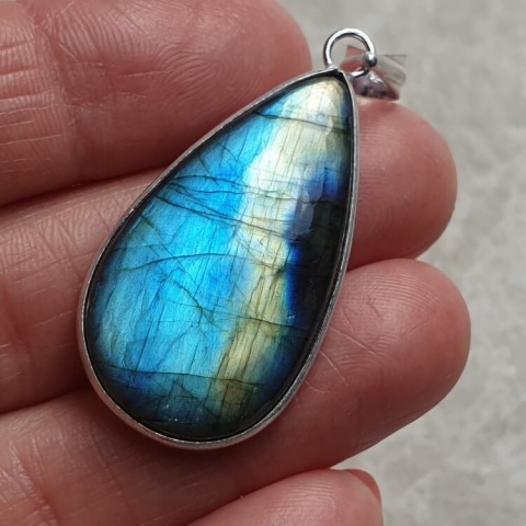Labradorite pendant 34x20 mm no A356 Labradorite pendant 34x20 mm no A356
