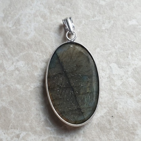 Labradorite pendant 34x21 mm no A334 Labradorite pendant 34x21 mm no A334