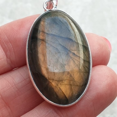Labradorite pendant 34x22 mm no A259 Labradorite pendant 34x22 mm no A259