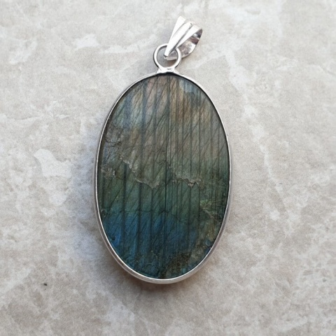 Labradorite pendant 34x22 mm no A318 Labradorite pendant 34x22 mm no A318