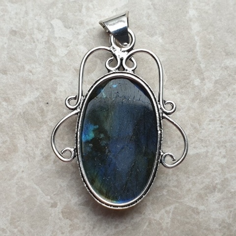 Labradorite pendant 34x22 mm no A96 Labradorite pendant 34x22 mm no A96