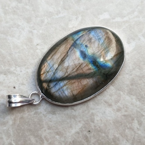 Labradorite pendant 34x23 mm no A278 Labradorite pendant 34x23 mm no A278