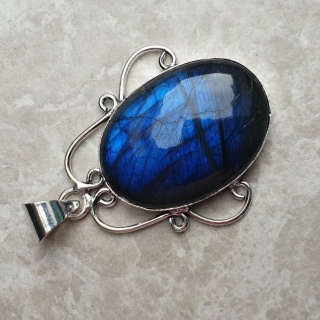 Labradorite pendant 34x25 mm no A59