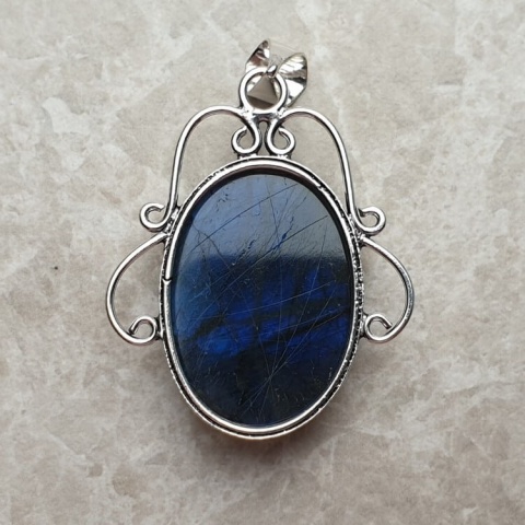 Labradorite pendant 34x25 mm no A59 Labradorite pendant 34x25 mm no A59