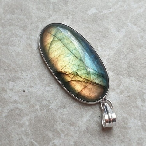 Labradorite pendant 35x18 mm no A366 Labradorite pendant 35x18 mm no A366