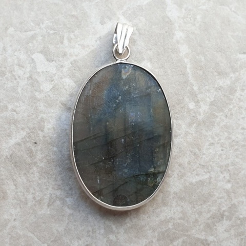 Labradorite pendant 35x25 mm no A271 Labradorite pendant 35x25 mm no A271