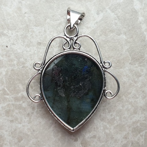 Labradorite pendant 35x28 mm no A78 Labradorite pendant 35x28 mm no A78