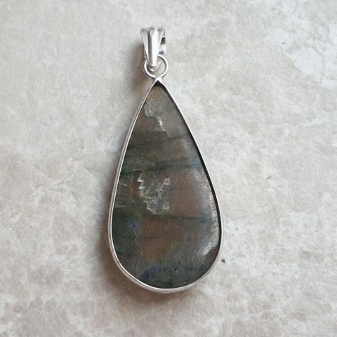Labradorite pendant 36x19 mm no A376 Labradorite pendant 36x19 mm no A376
