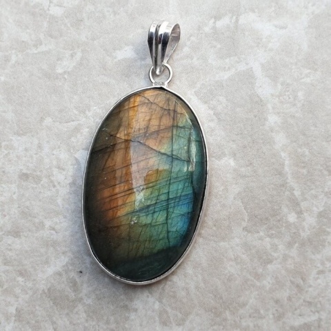 Labradorite pendant 36x23 mm no A262 Labradorite pendant 36x23 mm no A262