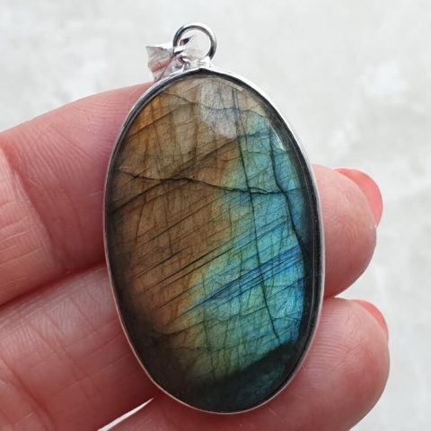 Labradorite pendant 36x23 mm no A262 Labradorite pendant 36x23 mm no A262
