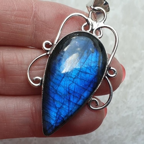 Labradorite pendant 37x20 mm no A228 Labradorite pendant 37x20 mm no A228
