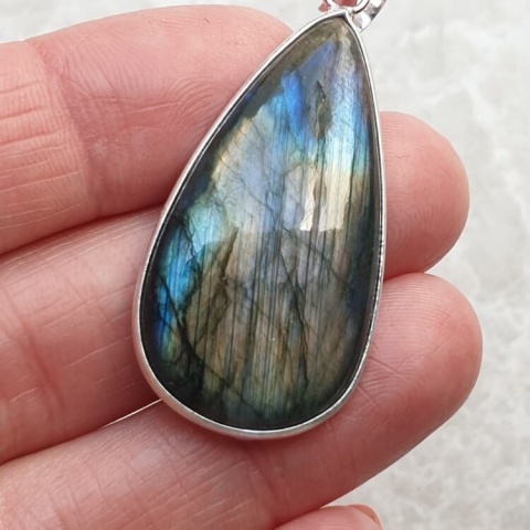 Labradorite pendant 37x20 mm no A306 Labradorite pendant 37x20 mm no A306
