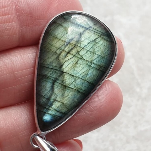 Labradorite pendant 37x23 mm no A357 Labradorite pendant 37x23 mm no A357