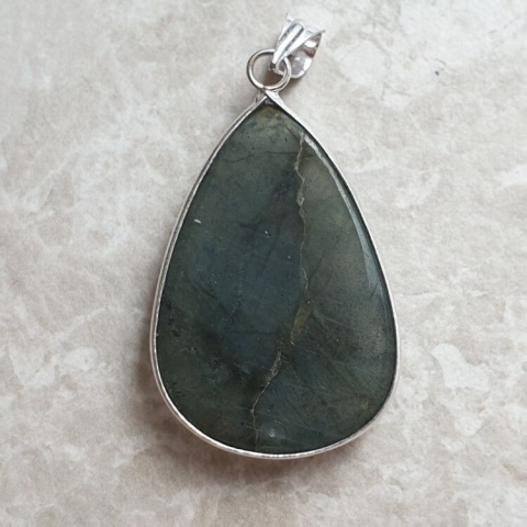 Labradorite pendant 37x25 mm no A364 Labradorite pendant 37x25 mm no A364