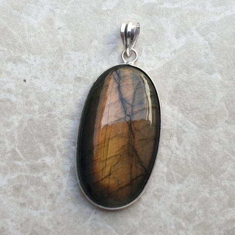 Labradorite pendant 38x22 mm no A267 Labradorite pendant 38x22 mm no A267