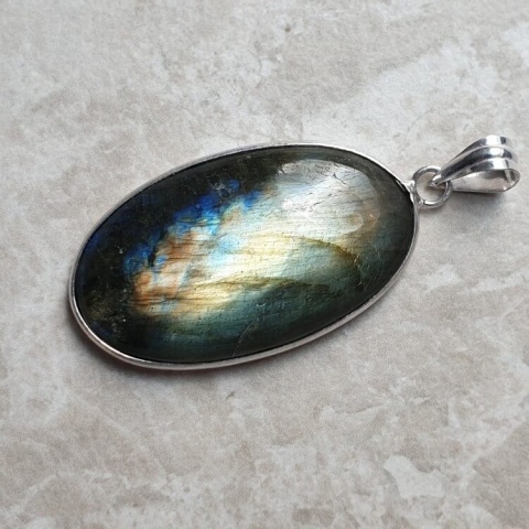Labradorite pendant 38x22 mm no A347 Labradorite pendant 38x22 mm no A347