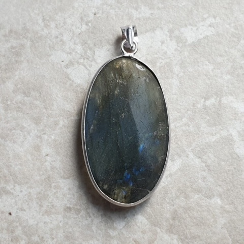 Labradorite pendant 38x22 mm no A347 Labradorite pendant 38x22 mm no A347