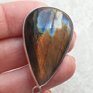 Labradorite pendant 38x25 mm no A261