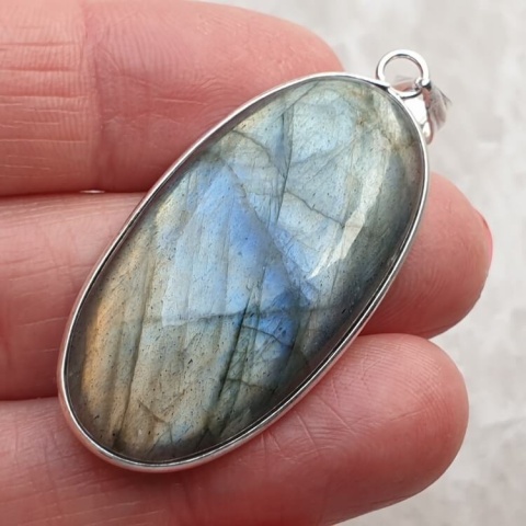 Labradorite pendant 39x21 mm no A302 Labradorite pendant 39x21 mm no A302