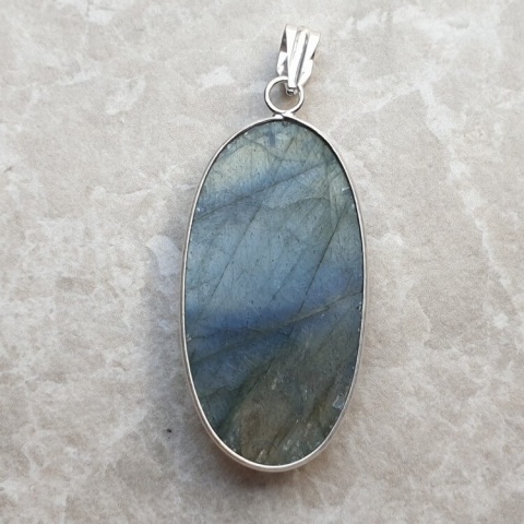 Labradorite pendant 39x21 mm no A302 Labradorite pendant 39x21 mm no A302