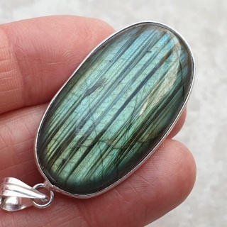 Labradorite pendant 39x22 mm no A274