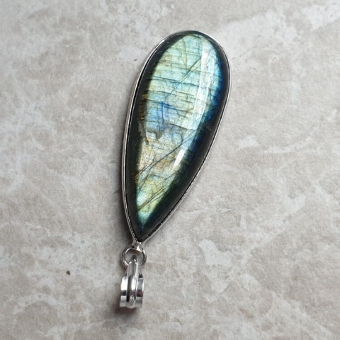 Labradorite pendant 41x17 mm no A339 Labradorite pendant 41x17 mm no A339