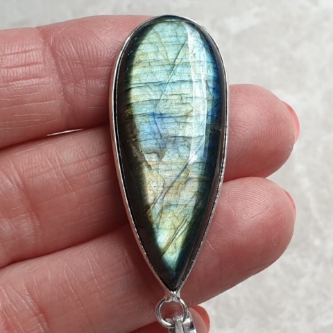 Labradorite pendant 41x17 mm no A339 Labradorite pendant 41x17 mm no A339