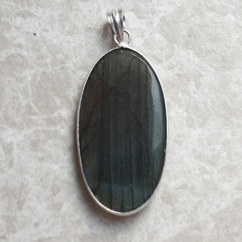 Labradorite pendant 42x23 mm no A329