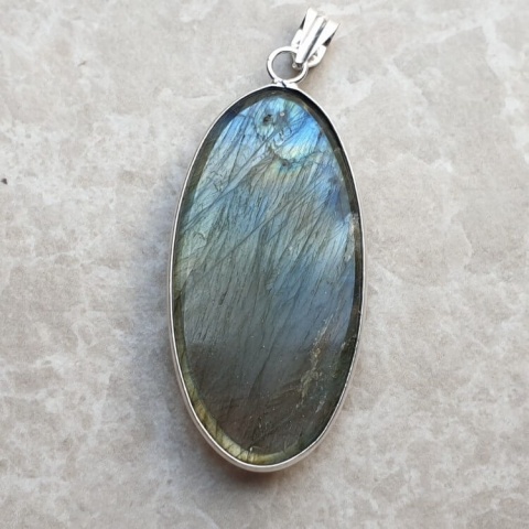 Labradorite pendant 44x22 mm no A303 Labradorite pendant 44x22 mm no A303