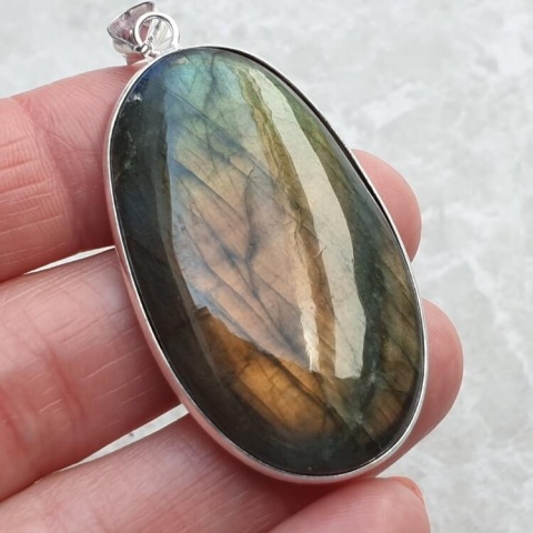 Labradorite pendant 44x27 mm no A326 Labradorite pendant 44x27 mm no A326