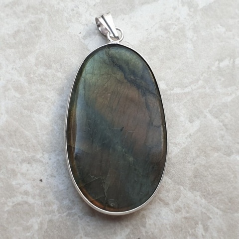 Labradorite pendant 44x27 mm no A326 Labradorite pendant 44x27 mm no A326